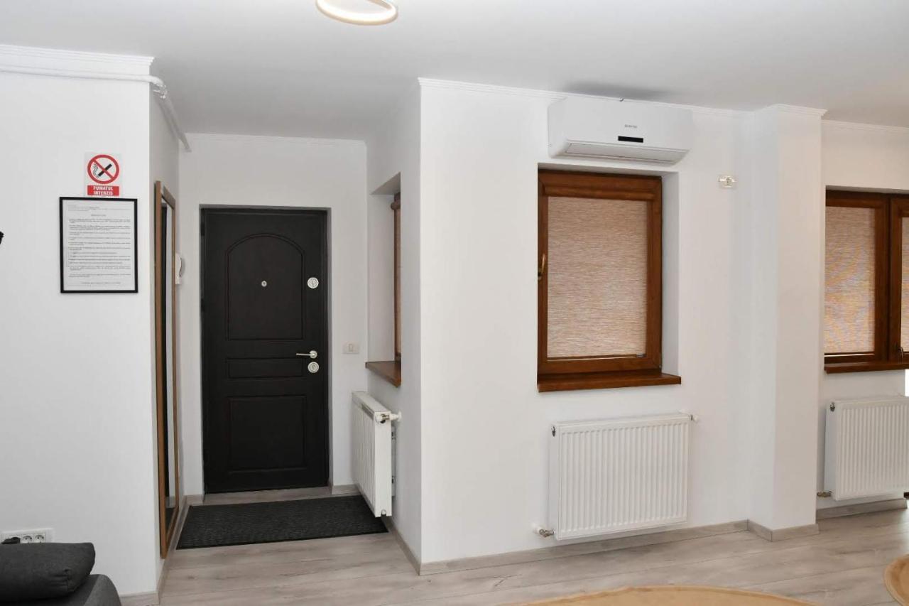 דירות קריובה Toporasi Apartament מראה חיצוני תמונה